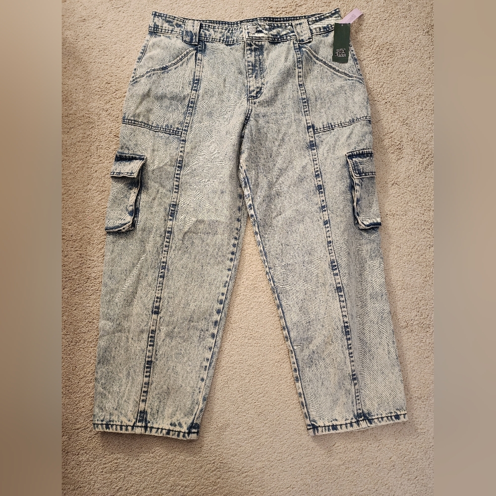 Women's Acid Wash Cargo Jeans